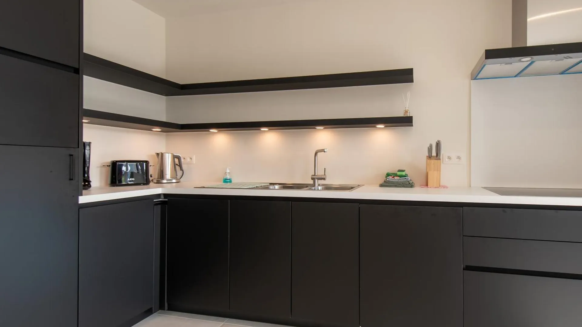 Trendy Seaside Appartement Οστένδη Διαμέρισμα