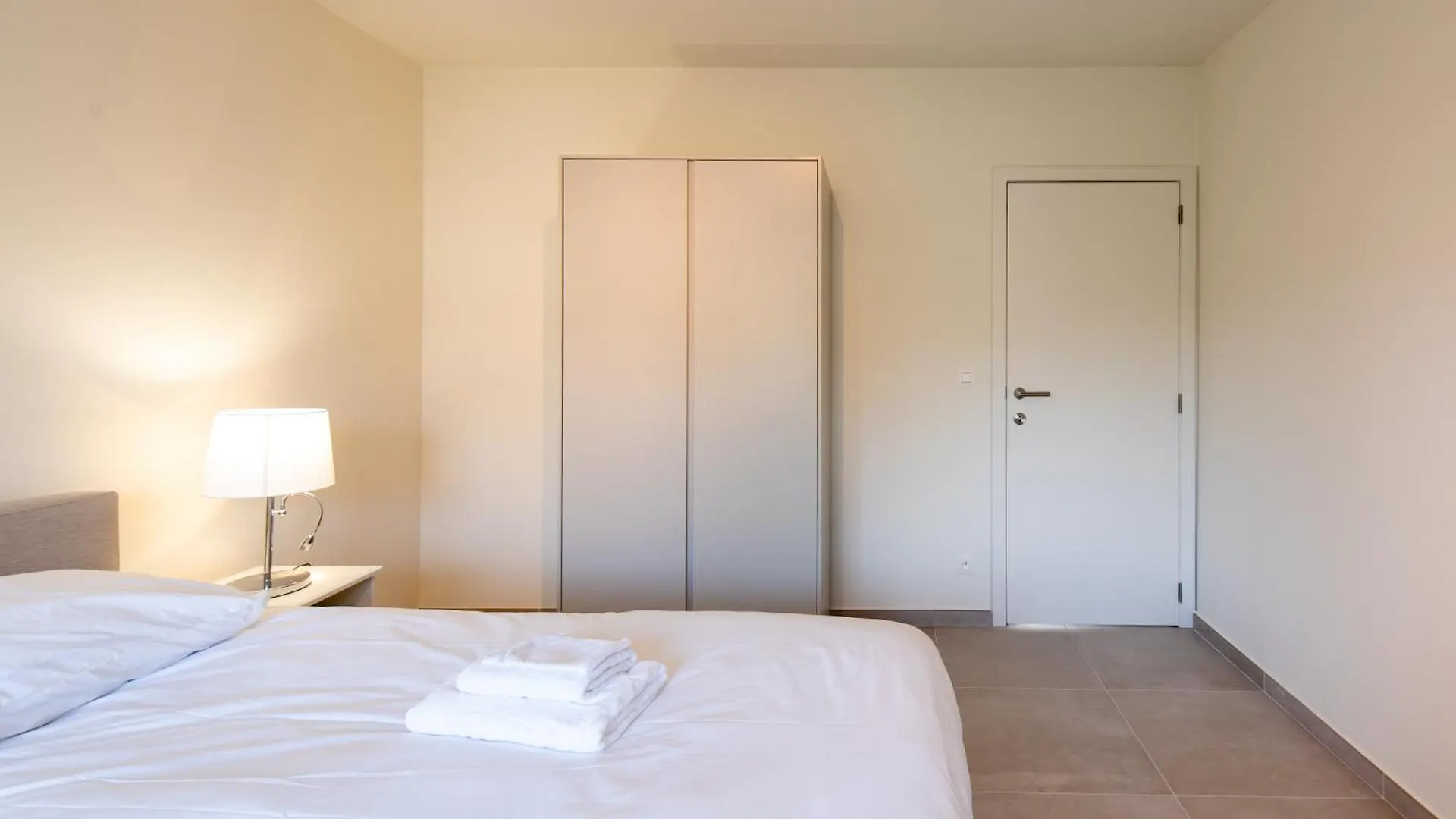 Trendy Seaside Appartement Οστένδη Διαμέρισμα